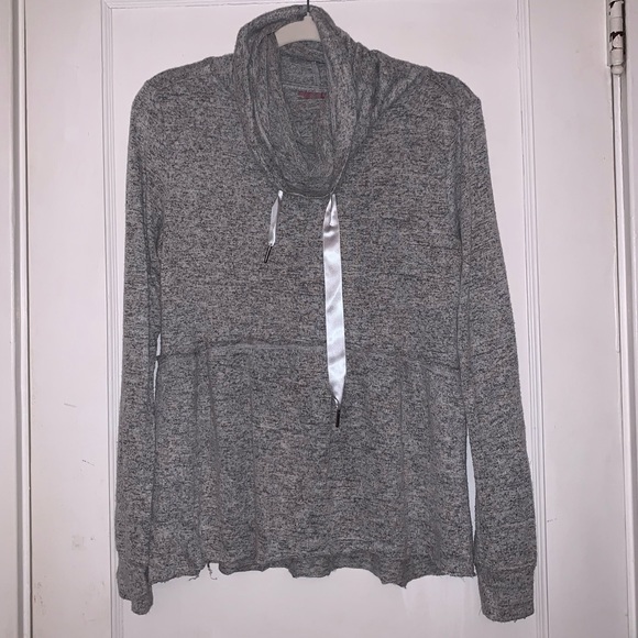 Betsey Johnson Tops - Betsey Johnson Active Grey Lightweight Pullover